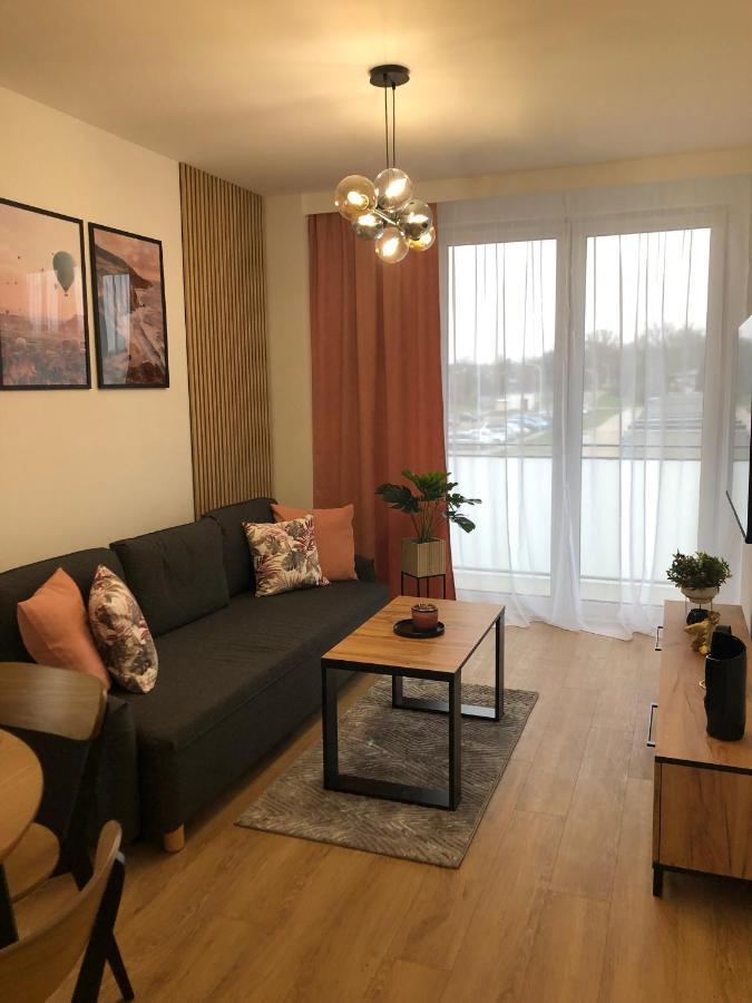Apartament Pileckiego Nowy Dwor Mazowiecki Modlin Airport Экстерьер фото